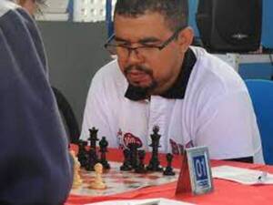 Neuris comanda el Floripa con tres GM de Brasil - La Tribuna