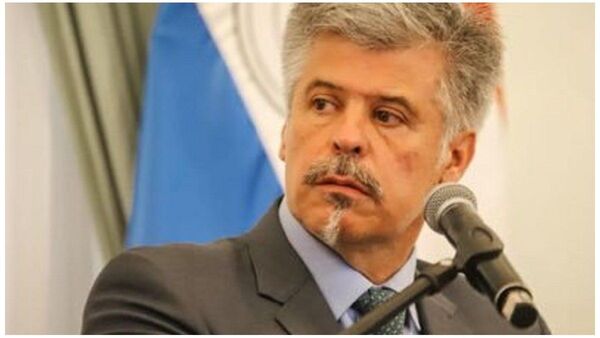 Arnaldo Giuzzio: "Fiscalía debe procesar a Cartes y a legisladores por soborno y cohecho"
