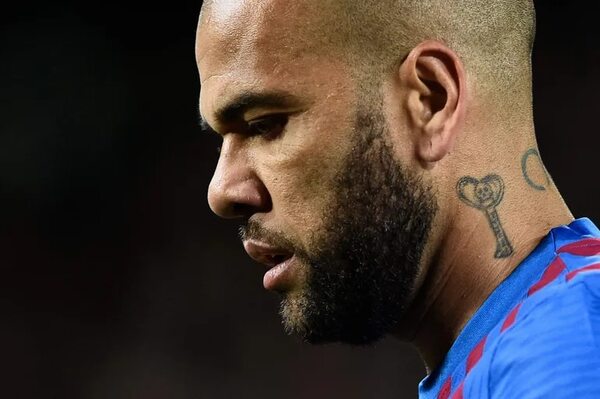 Abogada rechazará un eventual acuerdo con Dani Alves - Fútbol Internacional - ABC Color
