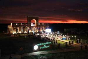 Inauguran local del CAH en San Cosme y Damián con un marcado estilo jesuítico para congeniar con el paisajismo turístico de la ciudad.