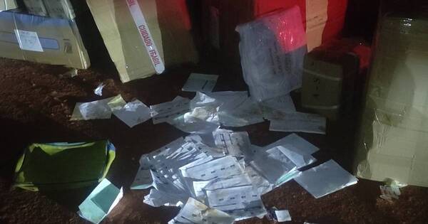 La Nación / Delincuentes asaltan camión transportador en Minga Guazú