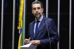 Lula da Silva colocó a Enio Verri, diputado de PT como nuevo presidente de Itaipú