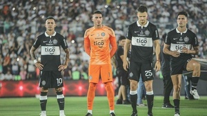 ¿Todos los peloteros de Olimpia se pusieron de acuerdo para hacer su descargo?