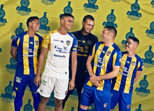 Emotivo lanzamiento de la nueva piel del Sportivo Luqueño •