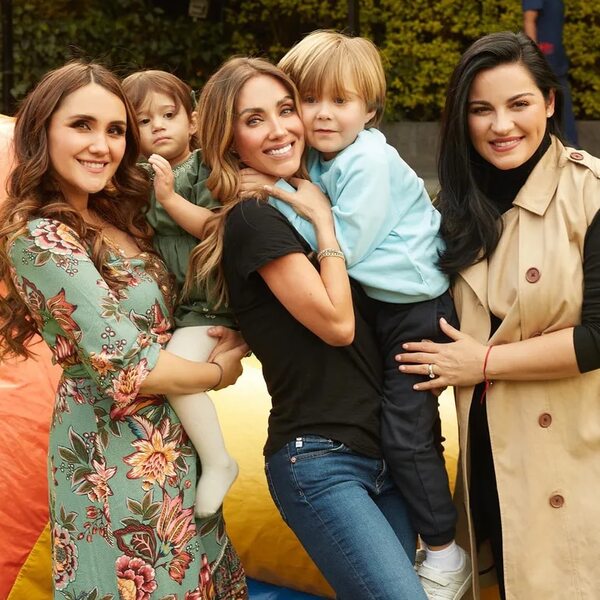 Anahí, Dulce María y Maite, de RBD, posaron con sus hijos - Gente - ABC Color