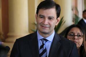 Embajador de EEUU "hace de jefe de campaña de Efraín", señala Silvio Ovelar