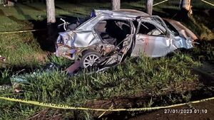 Grave accidente automovilístico dejó dos jóvenes fallecidos 