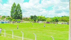 Metieron a chico de 17 en partido de la sub 15
