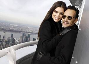 La exclusividad de la boda de Nadia Ferreira y Marc Anthony fue vendida a una revista