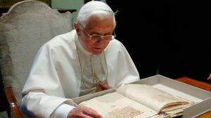 Benedicto XVI habría señalado al insomnio como la causa de su dimisión | 1000 Noticias