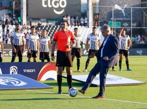 El Apertura tuvo su puntapié inicial - APF