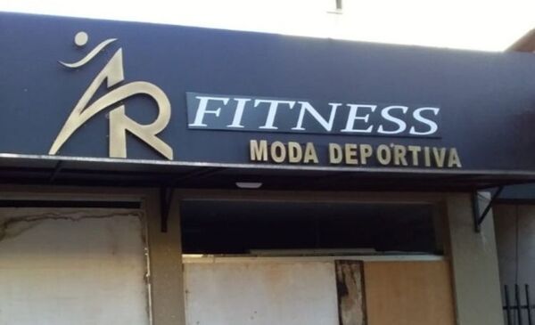 Desconocidos abren fuego contra local comercial en el microcentro