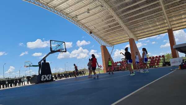 Equipo de Felix Pérez gana primer torneo femenino 3x3 - La Tribuna