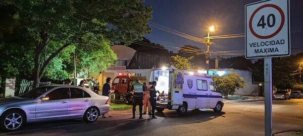 Motociclistas resultan con fracturas tras choque en Fernando de la Mora - Policiales - ABC Color