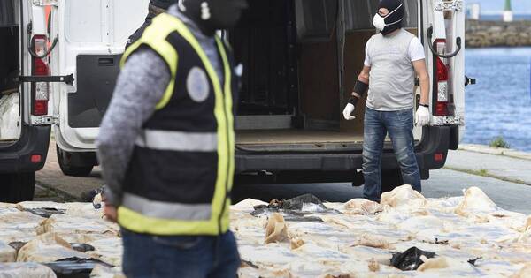 La Nación / Policía española incauta 4,5 Tn de cocaína en barco proveniente de América Latina