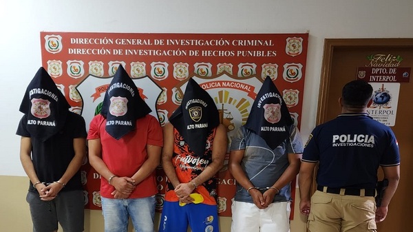 Detienen a sindicados como asaltantes a transportadora en Minga Guazú - Noticias Paraguay