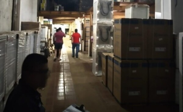 Forzaron puerta de local comercial del Mercado de Abasto de CDE