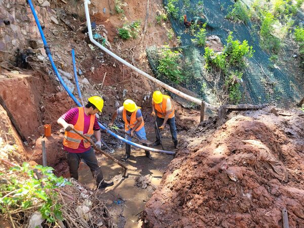 Chacarita Alta: avanza refacción y mejoramiento de viviendas afectadas por obras del proyecto - .::Agencia IP::.