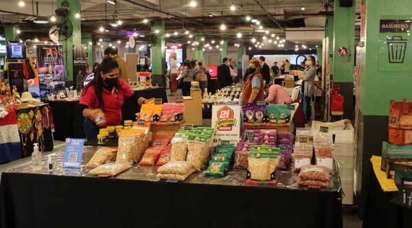 Diario HOY | Feria de emprendedores en varios supermercados hasta mañana