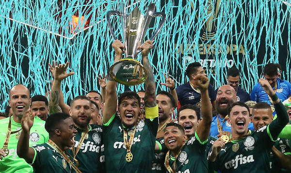 Gustavo Gómez gana la Supercopa con Palmeiras y suma 9 títulos con el club