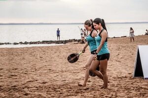 Tenis de playa: Campeones de la Etapa 2 - Polideportivo - ABC Color