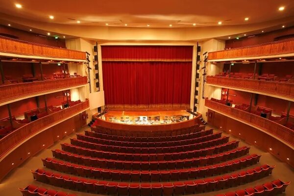 Teatro Municipal de Asunción abre hoy sus puertas a visitas - Cultura - ABC Color