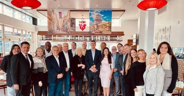La Nación / Peña culmina gira en EEUU con reunión empresarial en Orlando