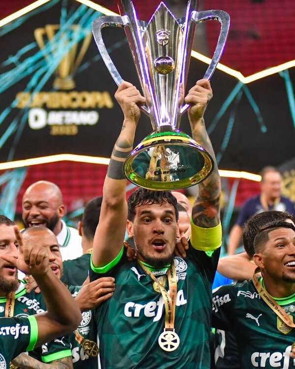 Una copa más para Gustavo Gómez | 1000 Noticias
