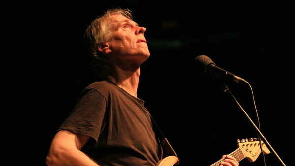Diario HOY | Tom Verlaine, líder de la banda punk Television, muere a los 73 años