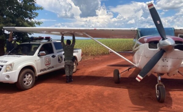 Incautan avioneta boliviana cargada con cocaína