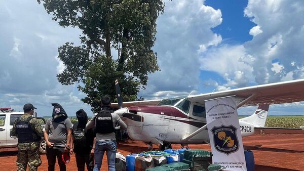 Incautan avioneta boliviana en Hernandarias
