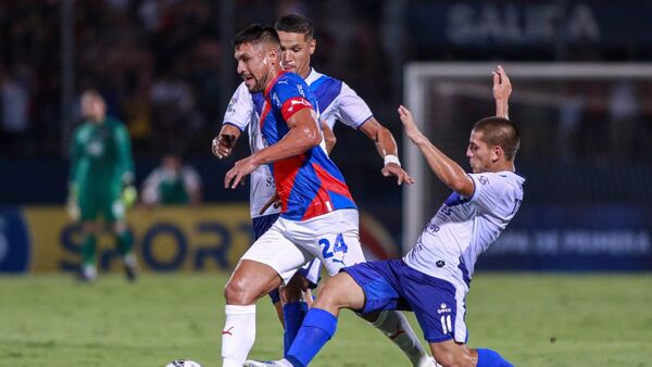 Cerro Porteño y Ameliano empatan en el estreno