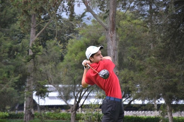 Golfistas paraguayos quedaron segundos en Punta del Este - La Tribuna