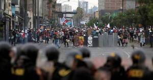 La Nación / El poder político en un Perú incapaz de resolver problemas