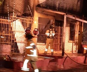 Taller de costura se incendia en CDE