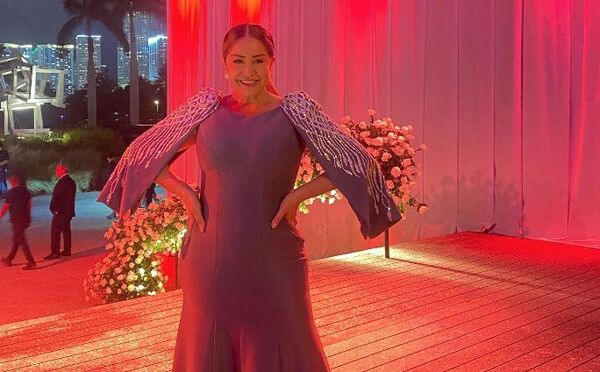 Diario HOY | "Modo chismosa": Conductora paraguaya invitada a boda de Marc y Nadia 'no se aguantó'