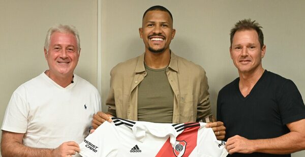 Salomón Rondón firmó su contrato y se sumó a River Plate de Argentina