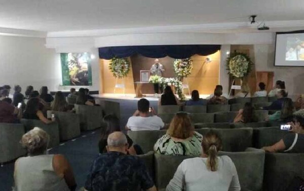 Hombre finge su muerte para ver quién acudía al funeral en Brasil – Prensa 5