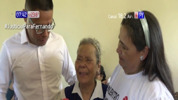 49 años después, madre e hija se reencontraron - Noticias Paraguay