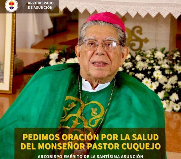 Monseñor Pastor Cuquejo se encuentra internado en grave estado anga