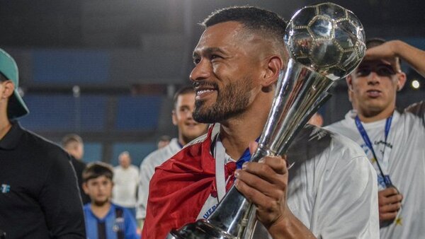 Miguel Samudio agrega a su palmarés la Supercopa de Uruguay