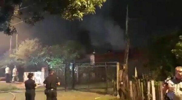 Tragedia en Villa Elisa: hombre mata a su pareja y a un policía, luego fue hallado muerto