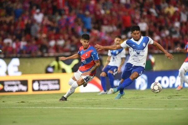 Cerro Porteño y Ameliano empatan en el estreno