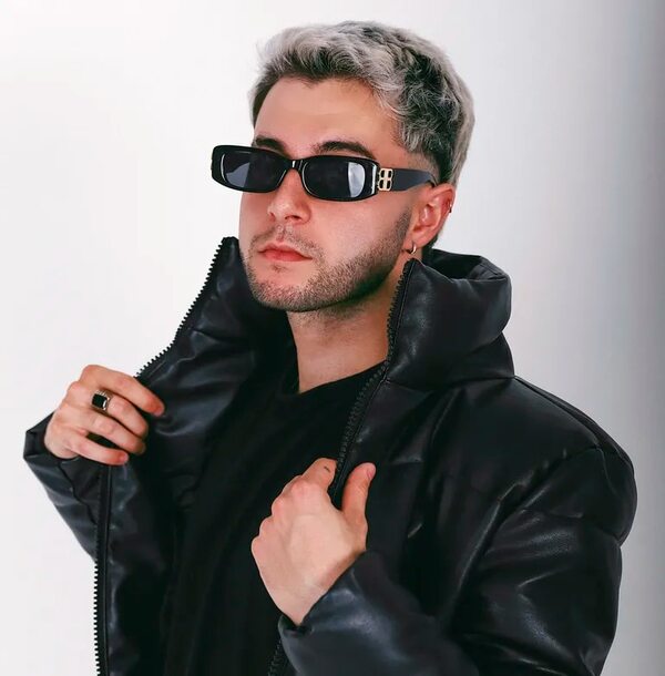 Nacho Radesca, el DJ que pasó de aprender con YouTube a producir a Rombai - Música - ABC Color