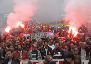Francia vive otro día de huelga nacional contra la reforma de las pensiones