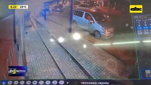 Caen tres jóvenes vinculados a un asalto  - ABC Noticias - ABC Color