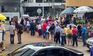 Piden habilitar más cajeros de BNF en CDE