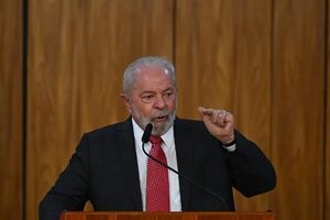 El primer mes de Lula: un golpe sofocado, guiños sociales y dudas económicas - Mundo - ABC Color