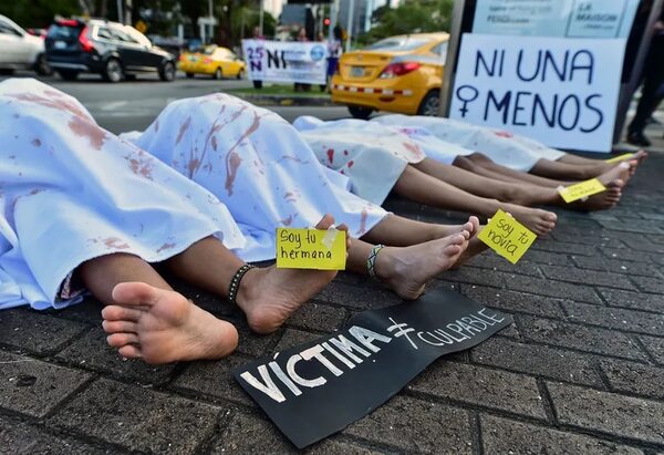 El lugar más inseguro para las mujeres puede ser su propia casa, afirma abogada feminista - Nacionales - ABC Color
