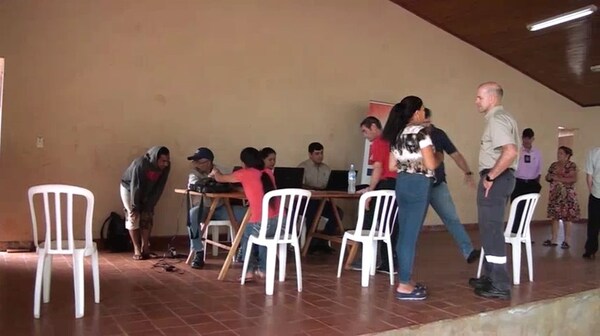 Ante masiva concurrencia, ANDE volverá al barrio Itá Paso de Encarnación